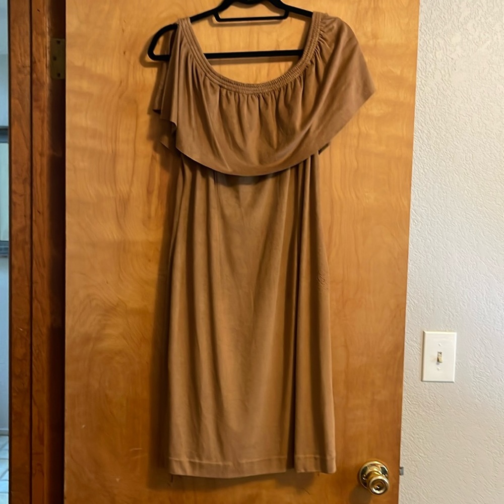 Off shoulder dress